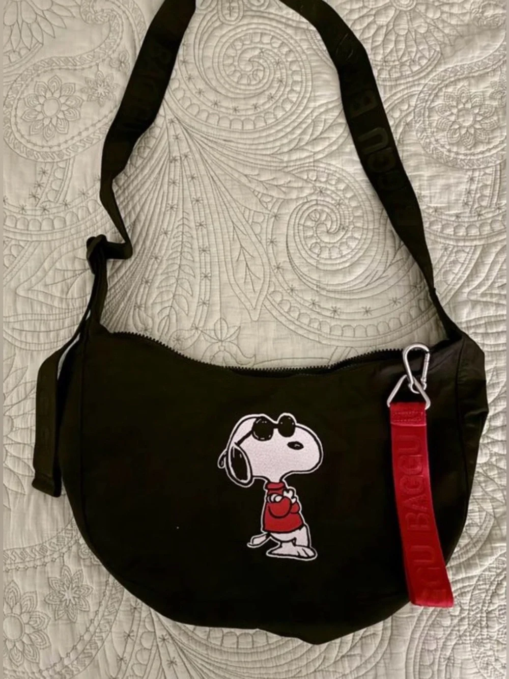 New BAGGU UO Exclusive Logo Keychain (2) - Picture 2 of 3